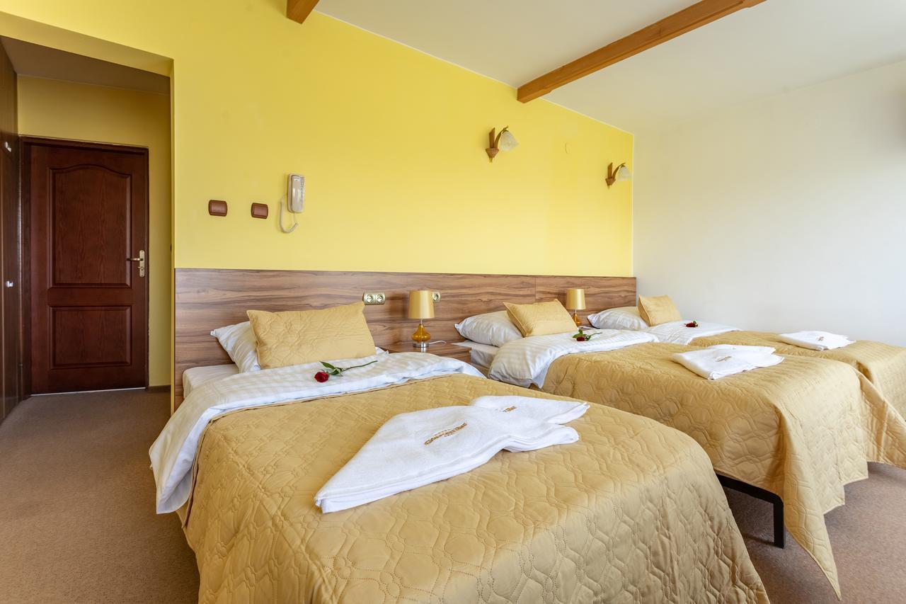 Hotel Goralski Raj Nowy Targ Exterior photo